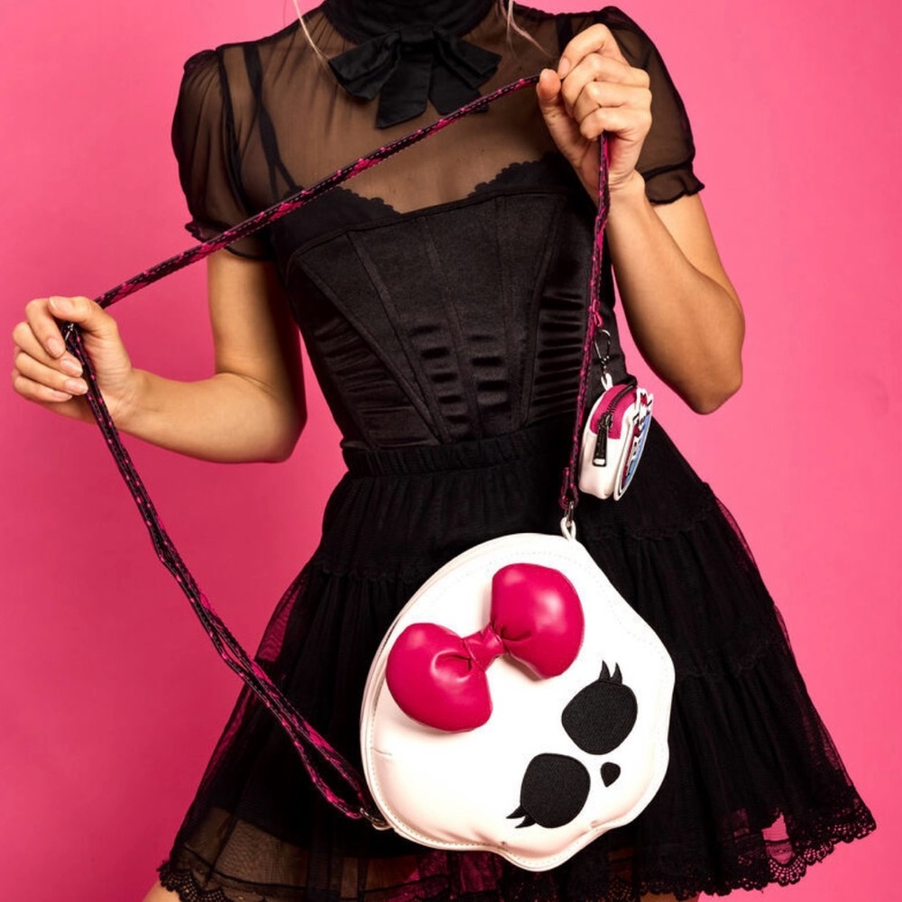 Loungefly Monster High Skullette Figural Crossbody with Coin Bag NWT